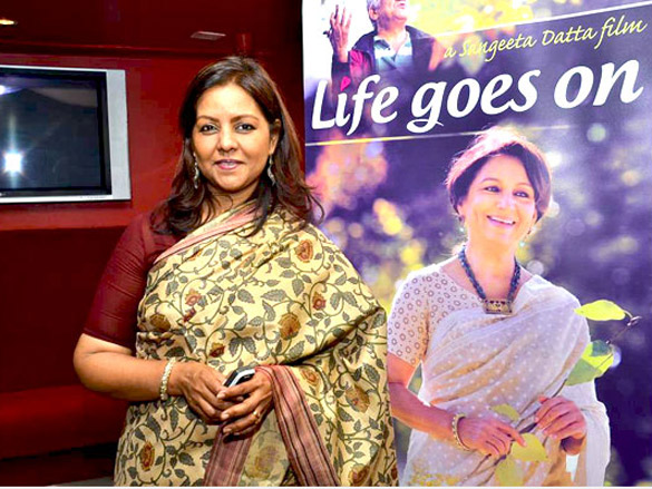 sharmila soha and shabana azmi at life goes on film screening 12