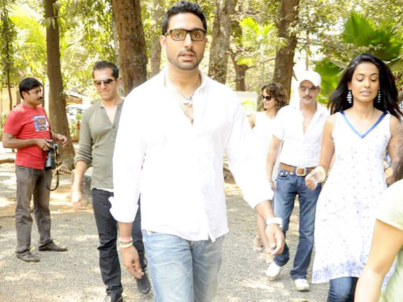 abhishek kangna and others at the promotional event of game 2
