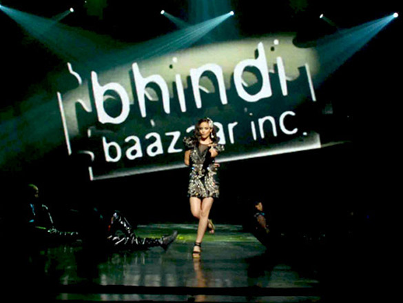 caterina lopez performs at aroi 3