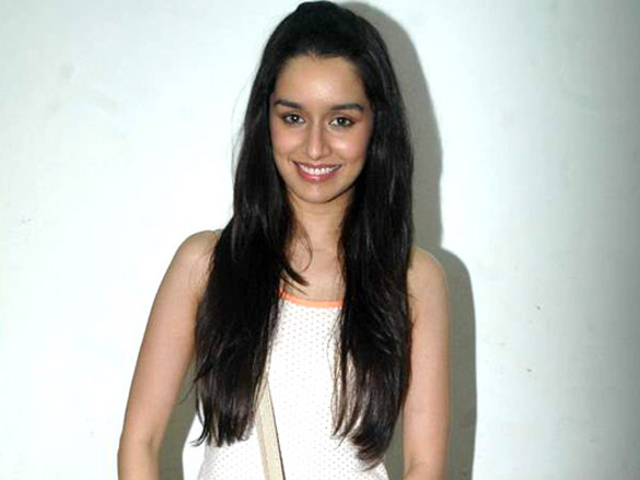 shraddha kapoor promotes luv ka the end film 9