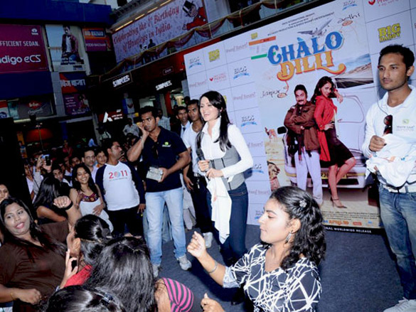 yana gupta promote chalo dilli 5