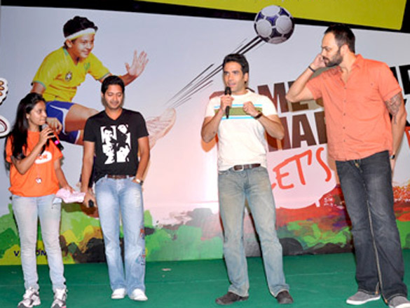 golmaal 3 team supports nick lets just play 4