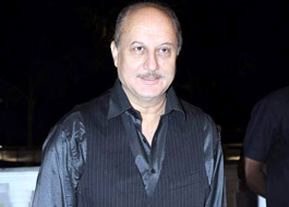 Live Chat: Anupam Kher on April 25 at 1500 hrs IST