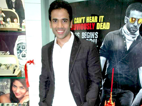 tusshar and preeti desai unveil chronotech watches 7