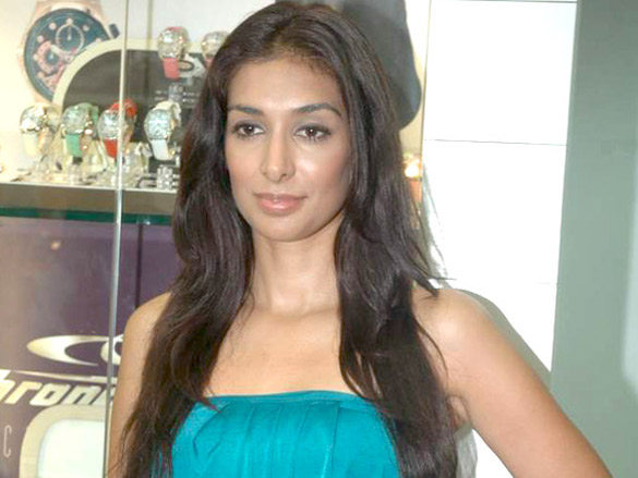 tusshar and preeti desai unveil chronotech watches 9