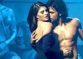 Murder 2′ first promo with ‘Ready’