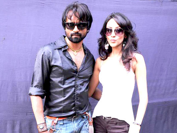 cast of bhindi baazaar inc spotted at water kingdom 3