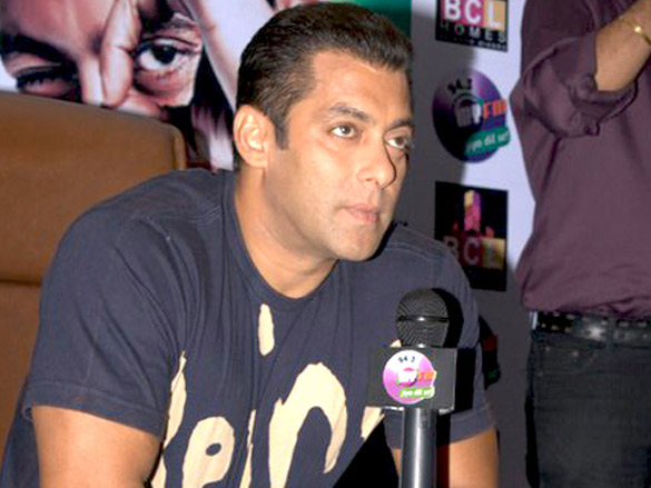 salman promotes ready in chandigarh 4