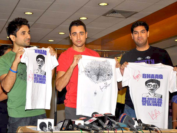 delhi belly cast unveil akp t shirts at garment fair 6