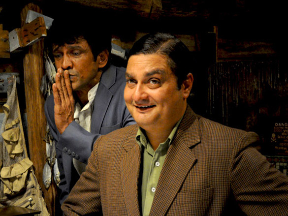 kay kay menonvinay pathak