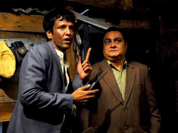 kay kay menonvinay pathak 2