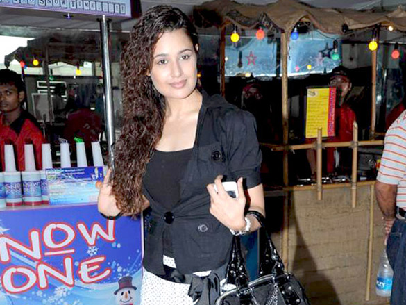 uvika chaudhary at 5ters castle of dark master screening 2