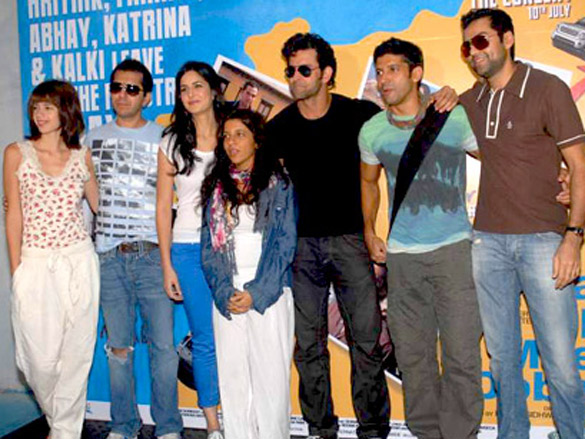 zindagi na milegi dobara team leave on a road trip to delhi 3
