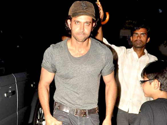 farhan and hrithik snapped at mehboob studio 3