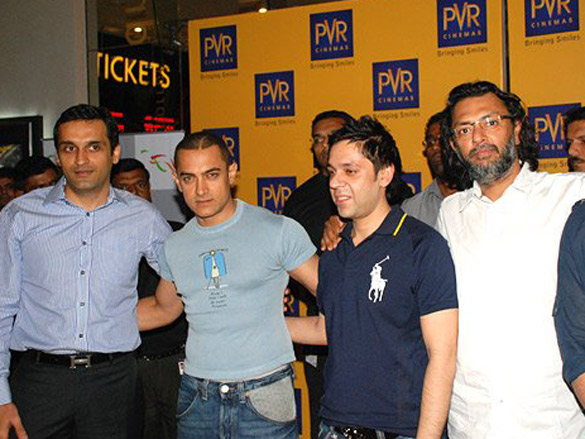 chief guest aamir khan at the inauguration of pvr cinemagoregaon 5