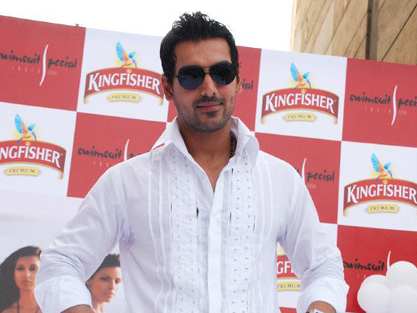john abraham unveiled kingfisher swimsuit special 2008 6