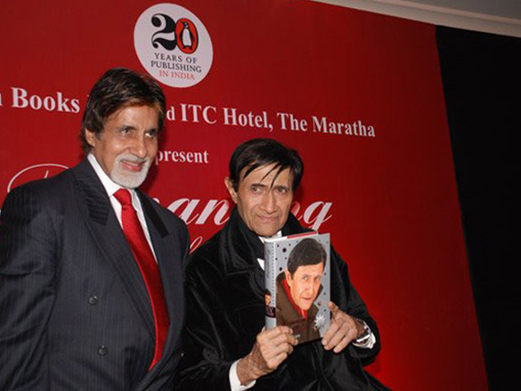 amitabh bachchan releases dev anand autobiography romancing with life 4