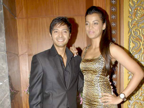 mugdha and shreyas at oh god saare hain fraud launch 5