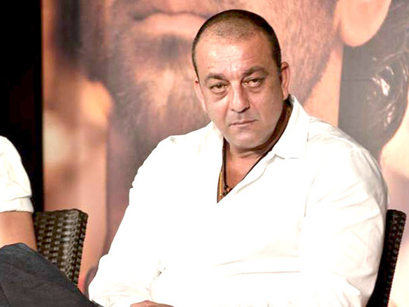 karan hrithik sanjay and priyanka unveil the first trailer of agneepath 14
