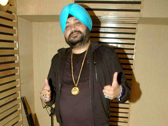 on the sets of love kiya aur lag gayi 10