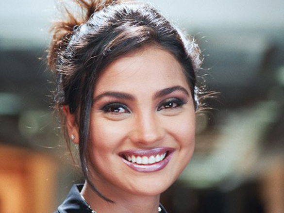 lara dutta 74