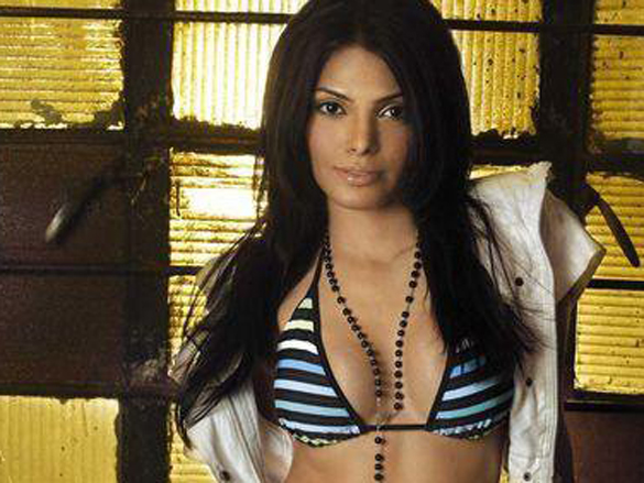 sherlyn chopra 225