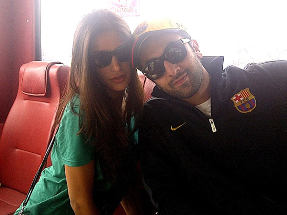 ranbir gives birthday surprise to nargis 2