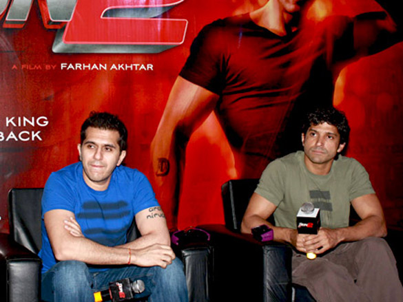 farhan akhtar unveils don 2 3d trailor 3