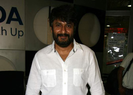 Vivek Agnihotri to make an erotic thriller titled Hate Story