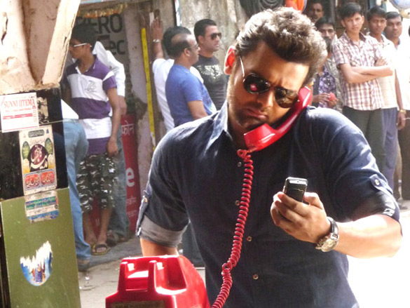 on the sets of enemmy 6