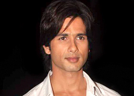 Shahid Kapoor shoots two ads simultaneously