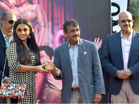 vidya balan at the dirty picture race followed by sabah khan show for gitanjali 2