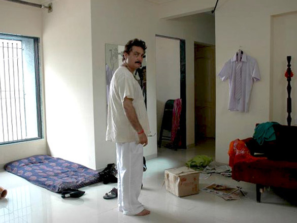 vinay pathak 9
