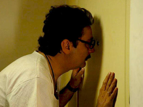 vinay pathak 11