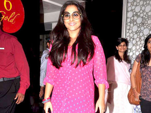 vidya balan meets the dirty picture patrons 8