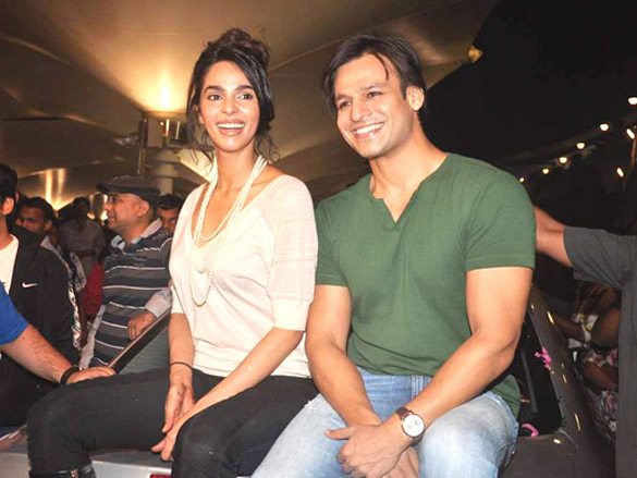 vivek and mallika promote new film kismat love paisa dilli 5