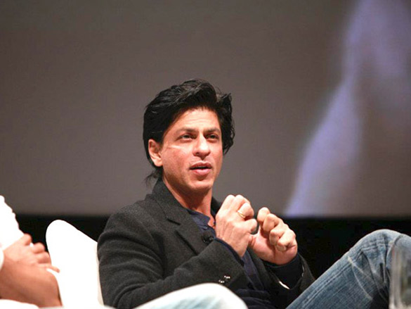 cast of the film don 2 snapped in dubai 4