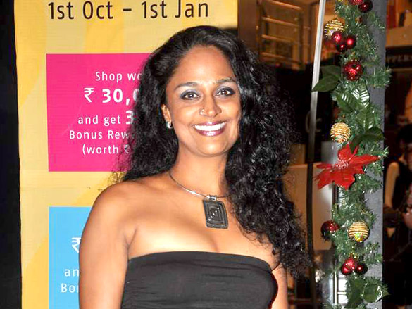 special screening of don 2 a t pvr hosted by priyanka 14