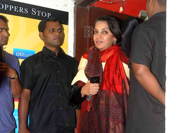 special screening of don 2 a t pvr hosted by priyanka 19