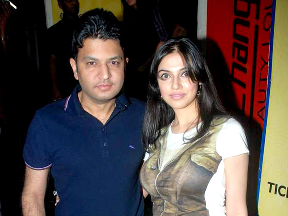 special screening of don 2 a t pvr hosted by priyanka 29