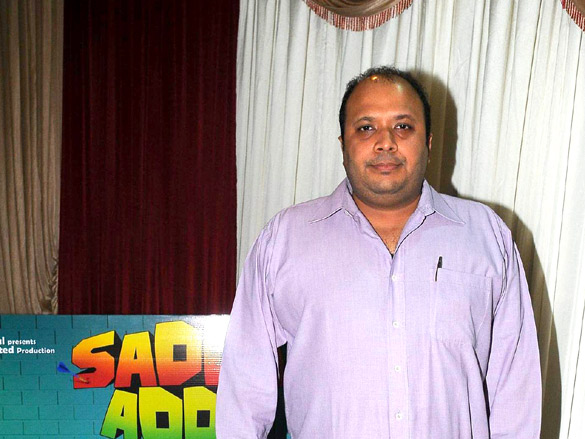 sadda adda starcast at rithumbara to promote their film on chrismas eve 12