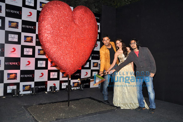 first look launch of murder 3 2