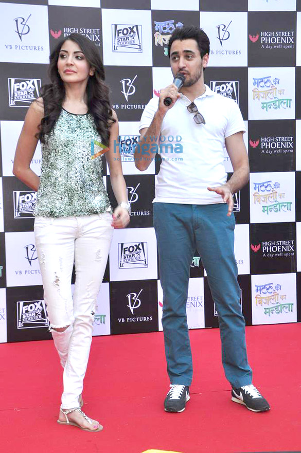 imran anushka fly kites to promote matru ki bijlee ka mandola 7