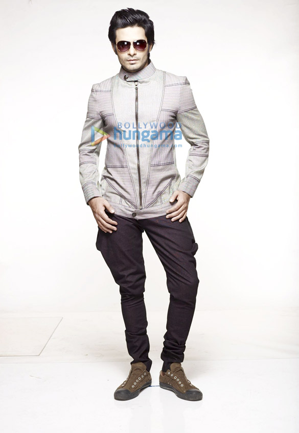shadab khan 6