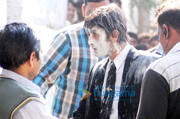 besharam 38