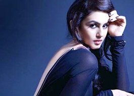 Filmmakers fight it out for Huma Qureshi’s dates