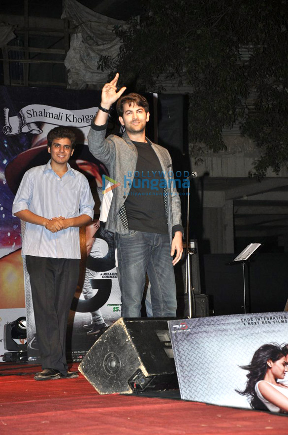 neil sonal promote 3g at bhavans college 7