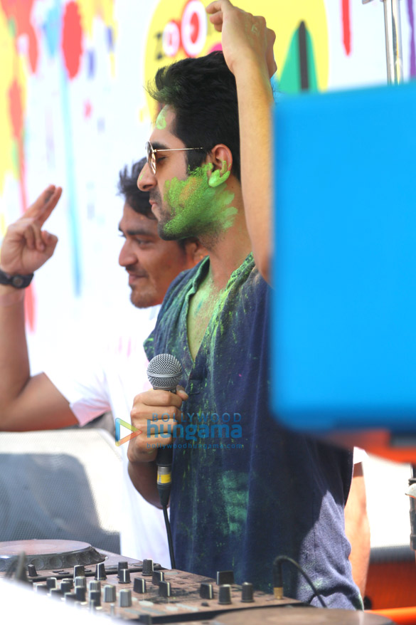 celebs grace zoom holi party 5