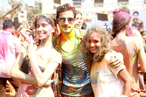 celebs grace zoom holi party 11