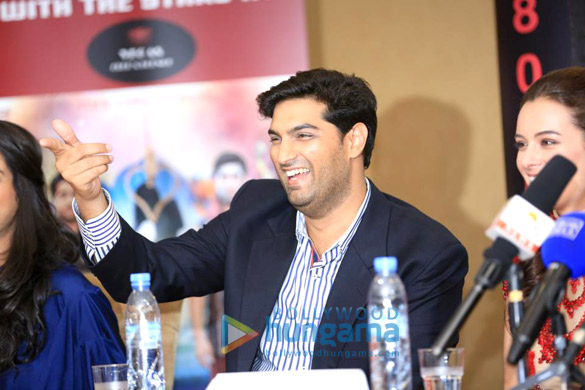 premiere of nautanki saala in dubai 14